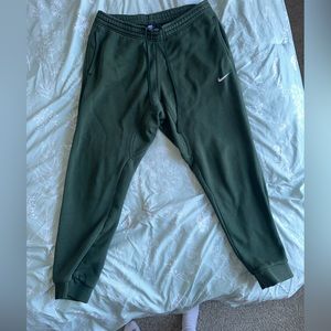 Men’s Large Nike Joggers